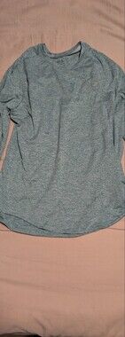 Nike Heathered Light Blue Long-Sleeve Women's Top